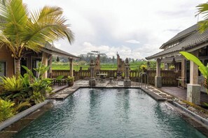 Pool - Private Entrance Bliss Pet-Friendly Bali Retreat (Bali city)