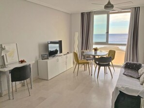 Living Room - APARTAMENTO PLAYA POSTIGUET by Interhome (Alicante)