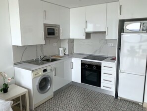 Kitchen / Dining Room - APARTAMENTO PLAYA POSTIGUET by Interhome (Alicante)