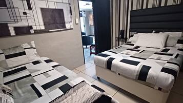 Iron/ironing board, internet, bed sheets