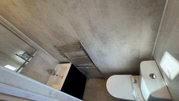 Shared Dormitory, 1 Bedroom | Bathroom