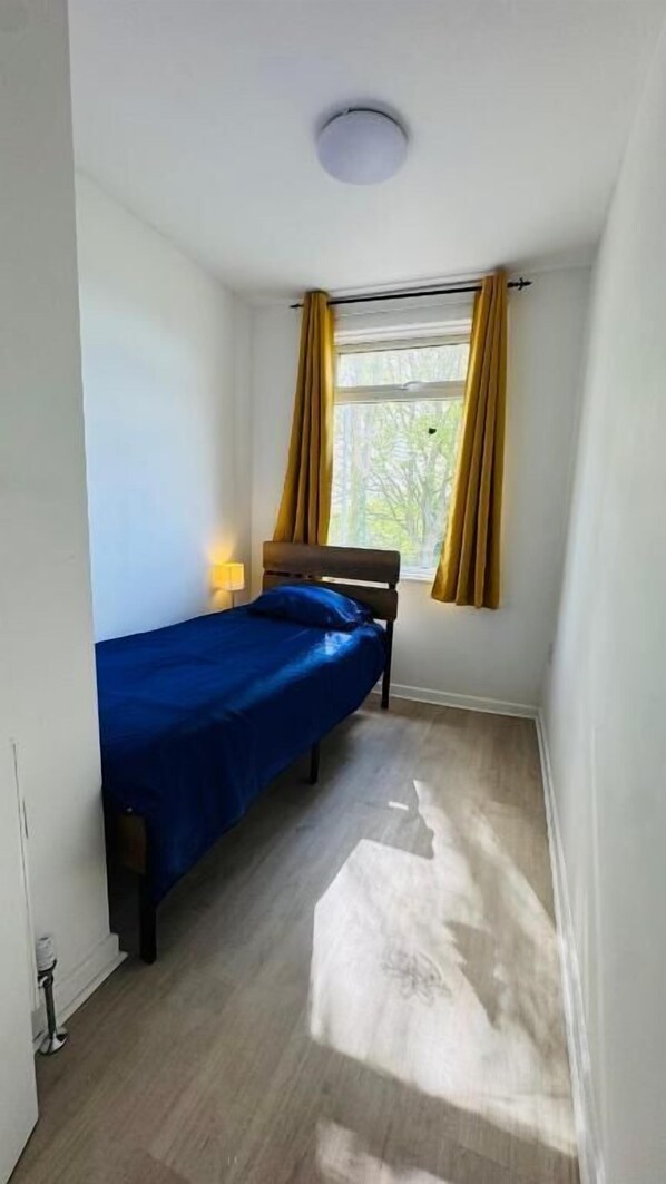 1 bedroom - Room-harecroft Lodge - Single and Double (King's Lynn)