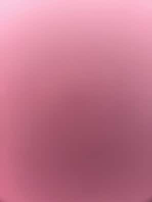 Un objeto esférico rosa.