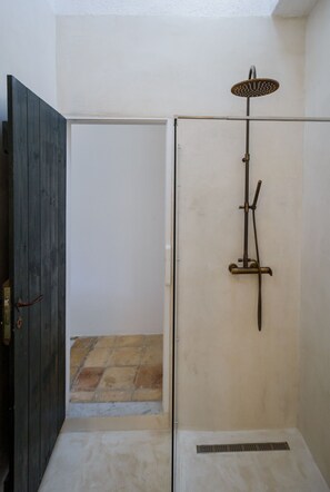 Hair dryer, towels - Stavlo Open Plan Cottage Zakynthos (Korithi)