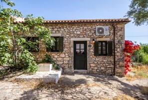 Exterior - Stavlo Open Plan Cottage Zakynthos (Korithi)