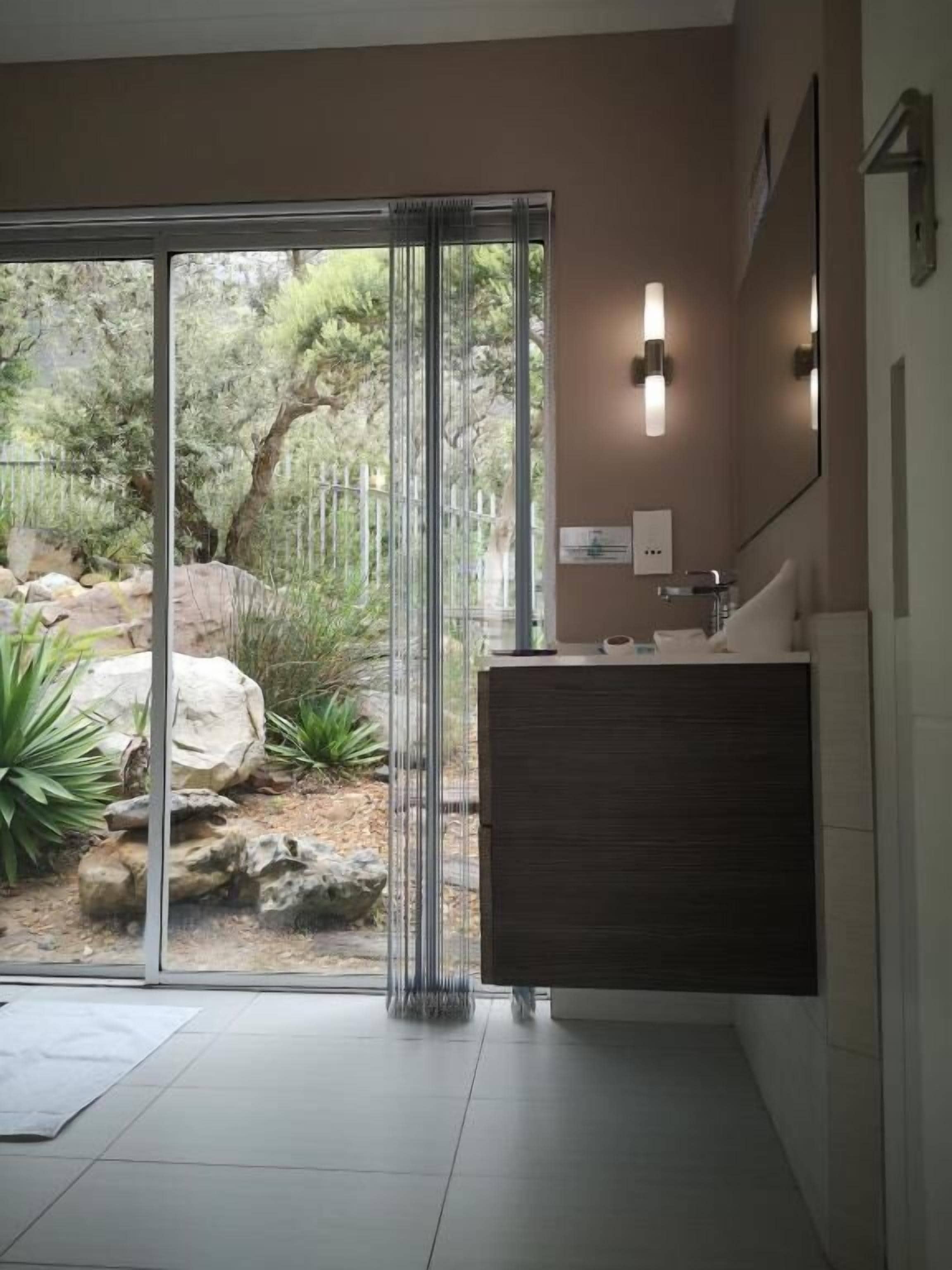 Junior Suite, Courtyard View | Interior