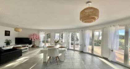 Villa Panorama Bandol - Port & Beach on foot