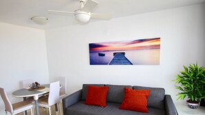 Unclassified image, 3 of 35, button - APARTAMENTO POSTIGUET CON BALCON by Interhome (Alicante)