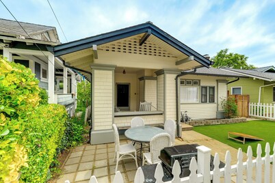 Steps to Main St! Restored Sonora Bungalow w/ Yard