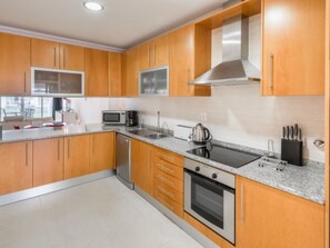 Private kitchen - Fuseta Formosa Village by Interhome (Moncarapacho/Olhão)