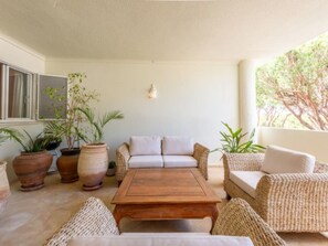 Living Room - Jardins do Golfe at Vale do Lobo by Interhome (Vilamoura)