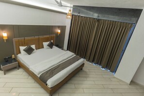 Villa, Balcony, Mountain View | Desk, iron/ironing board, free WiFi - H Two O Villas (Igatpuri)