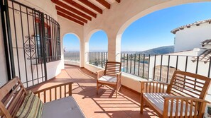 Terrace/patio - Villa with views in Monte Pego 8P (Pego)