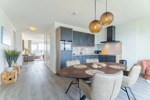 Dining - Marina Stay with Dual Terraces (Sint-Annaland)