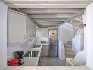 House, Smoking - The Arch Villas (Paros)