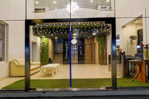 Lobby - Super Townhouse Medavakkam Near Jayachandran (Chennai)