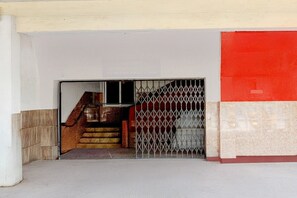 Exterior - Super Hotel O Vadapalani Formerly Vishnu's Galaxy Rooms (Chennai)