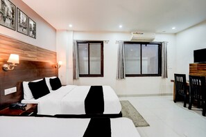 Room - DeluxeHotel Parjaat Residency (Dehradun)