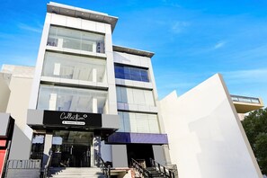 Exterior - DeluxeHotel Parjaat Residency (Dehradun)