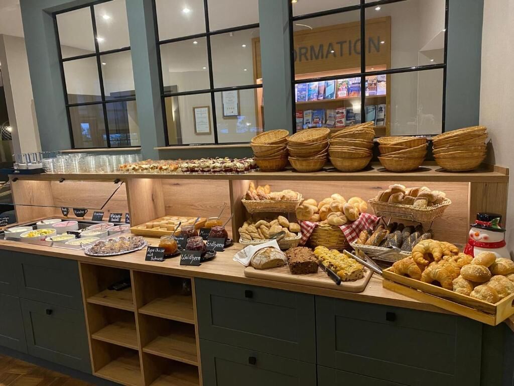 Café da manhã com buffet todos os dias mediante uma taxa