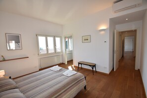 Free WiFi, bed sheets - Apartment in a prime location on Lake Maggiore (Pallanza)