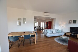Smart TV - Apartment in a prime location on Lake Maggiore (Pallanza)