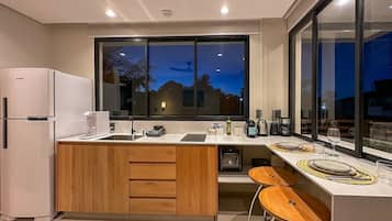 Deluxe Apartment | Private kitchen
