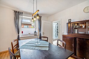 Dining - Ground Floor Apartment (Lichtenau)