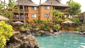 Pool - Escape to Wyndham Kona Hawaiian: Island Vibes, Spacious Villas & Beach Bliss (Kailua-Kona)