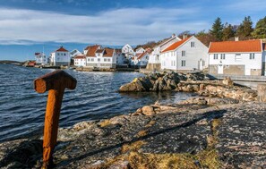 Exterior - 2 bedroom awesome home in Farsund (Farsund)