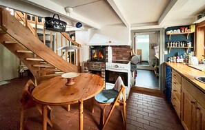 Dining - 2 bedroom awesome home in Farsund (Farsund)