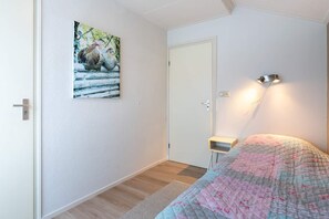3 bedrooms, WiFi, bed sheets - Holiday home with garden in Aagtekerke | Dorpsplein 25 (Aagtekerke)
