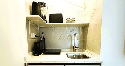 Atlântico Stays Portugal - Central Cardal Studio Ground Floor | 2 Guests