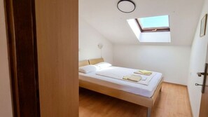 2 chambres, Wi-Fi gratuit, draps fournis