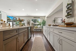 Interior - (NEW) Tiki Palm House | Poolside Chef’s Kitchen (North Palm Beach)