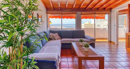 Ático Lúa – Penthouse with sea view & 2 terraces in Puerto Naos