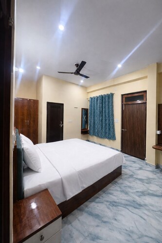 Kashi Raj Homestay