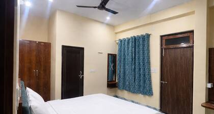 Kashi Raj Homestay