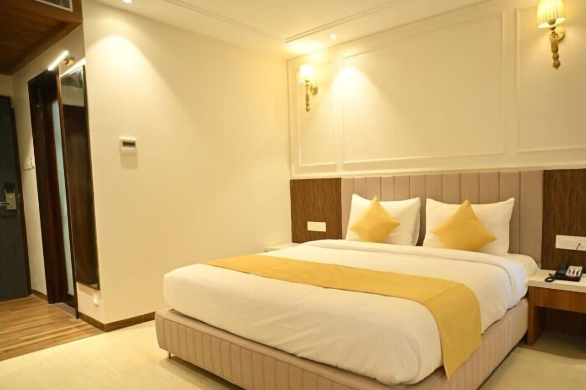 ห้องดีลักซ์ทวิน, เตียงคิงไซส์ 1 เตียง | พื้นที่ทำงานแบบใช้แล็ปท็อป, Wi-Fi ฟรี