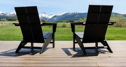 Modern Teton View Home in Driggs w/AC