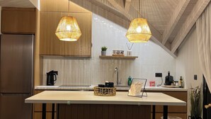 Loft with Sea View | 客廳