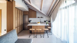 Loft with Sea View | 客廳