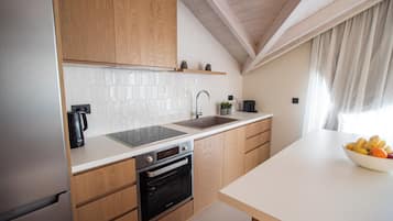 Loft with Sea View | Private kitchen