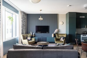 Superior Apartment, Air conditioning, City View | Living area - Luxury Tower Studio next to Nokia Arena (Tampere)