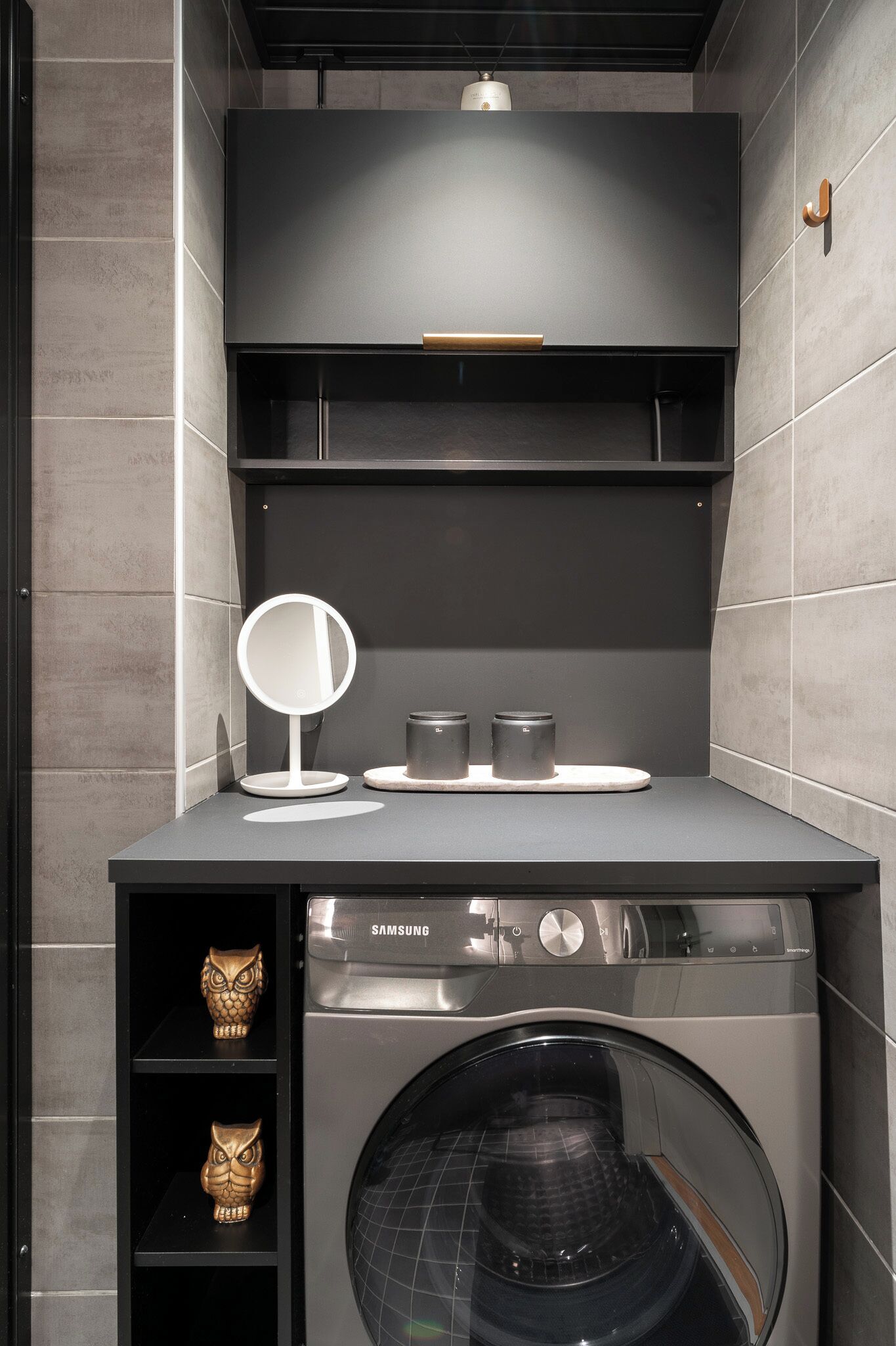 Superior appartement, airconditioning, uitzicht op de stad | Badkamervoorzieningen | Een douche, een regendouche, gratis toiletartikelen, een haardroger