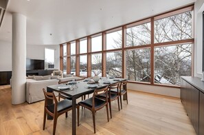 Casa, 4 quartos | Opções para refeição
