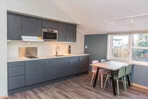 Superior Double Room, Balcony | Private kitchen