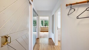 Unclassified image, 4 of 27, button - Apartment 'Gemütliche' with Private Terrace and Wi-Fi (Scharbeutz)
