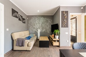 TV, fireplace, ping pong - Holiday Home 'Villa Toro' with Mountain Views, Wi-Fi and Air Conditioning (Maçanet de la Selva)