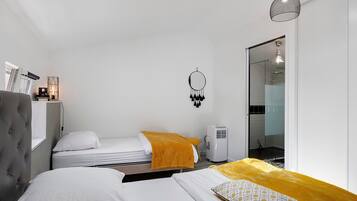 2 habitaciones, tabla de planchar con plancha y wifi